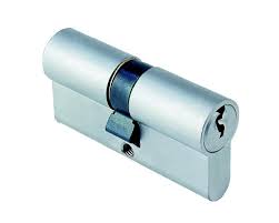 Illustration - Comment changer un cylindre en 4 étapes